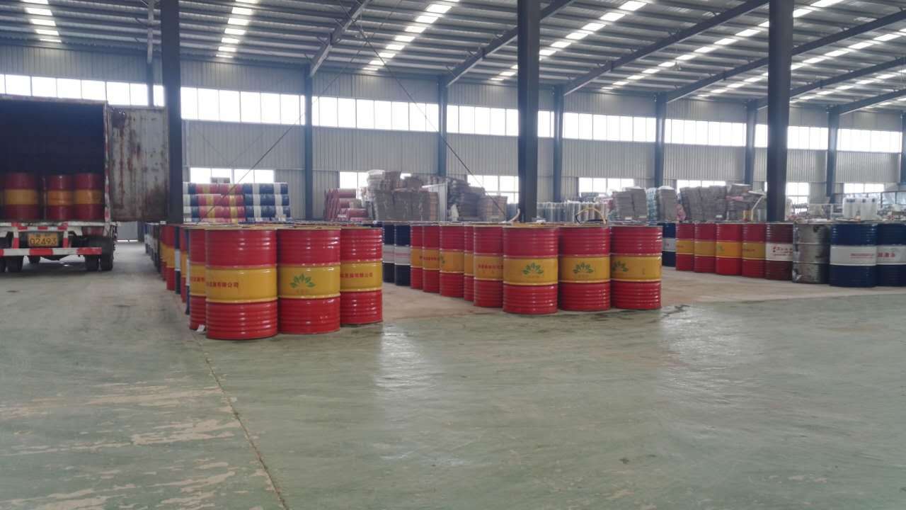 船用潤滑油與陸上用柴油機(jī)油有什么不同?那個品牌的好用？