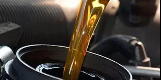 機(jī)油種類百科大全，不再傻傻分不清！